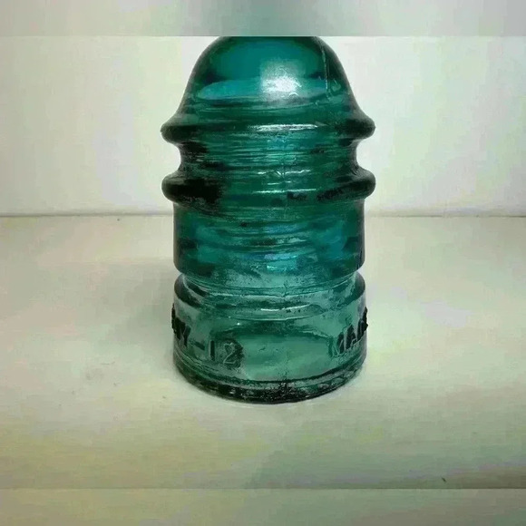 Hemingray -12 Blue Insulator Made in USA - Vintage - Picture 2 of 6